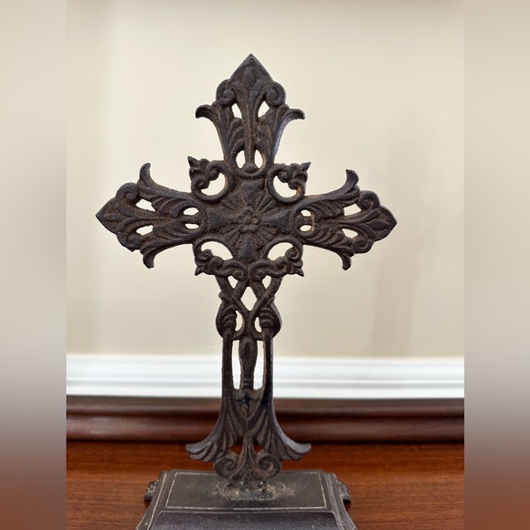 Iron Cross - Picture 4 of 8